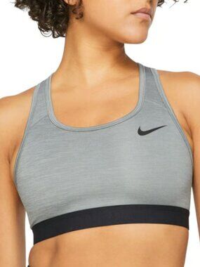 Nike Swoosh Sports Bra